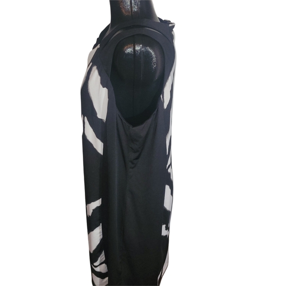 Addition Elle Black and White Sleeveless Shift Dress 2X - Picture 4 of 6